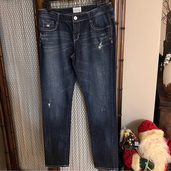 Aeropostale Bayla Distressed Skinny Jeans - Picture 1 of 6
